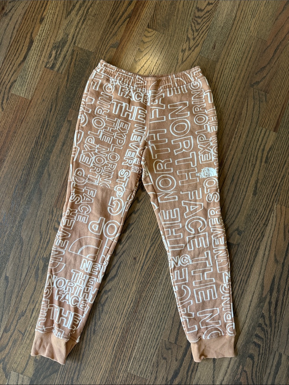 Boys The North Face sweatpants